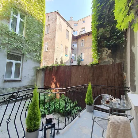 Z-1 Krakow Old Town O&P Apartfamily-3